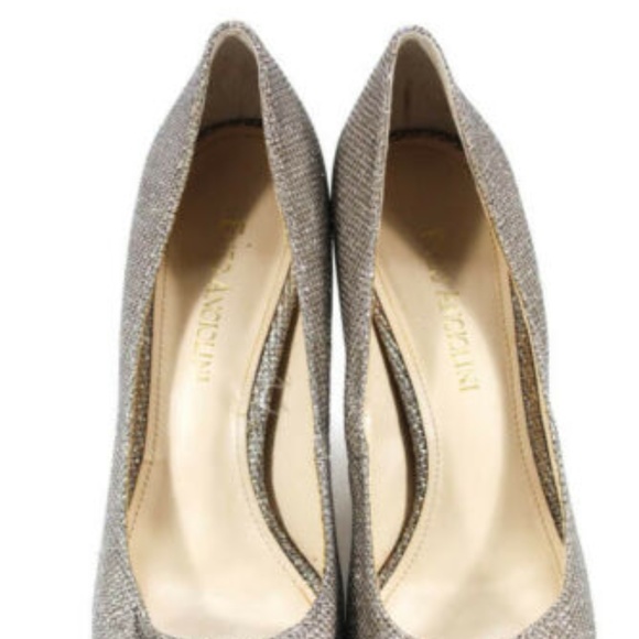 Enzo Angiolini Gold Metallic Sequin Peep Toe sz 6 - Picture 3 of 6